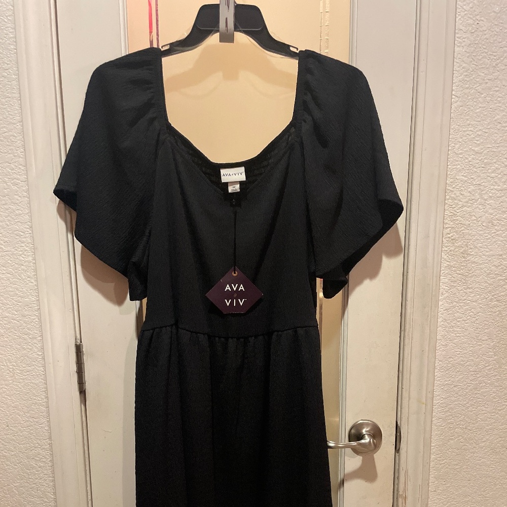 NEW AVA & VIV Black V-neck Crepe Midi Dress Butterfly Sleeves Pockets NWT